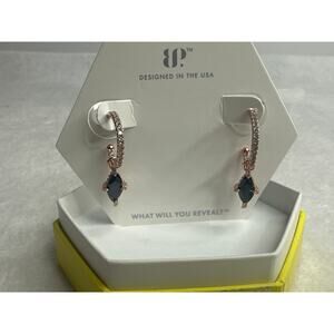 Bomb Party ER52803 Carrying your love earrings rose gold plating black onyx cz